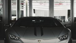 The Best Floor Options to Renovate Your Garage Interior